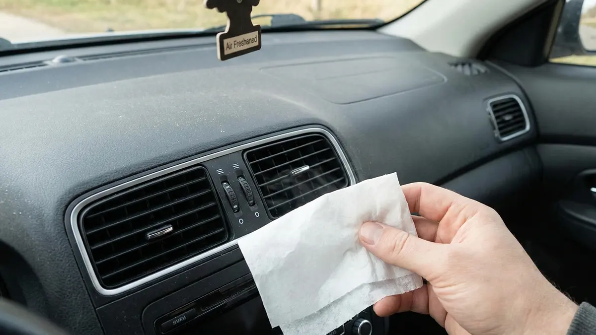 Clogged Cabin Air Filter Symptoms You Can't Ignore