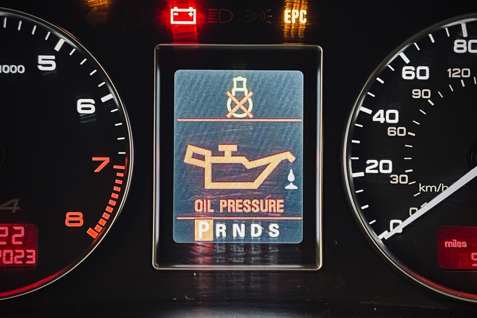 Check Engine Light Low Oil Pressure: Causes and Quick Fixes