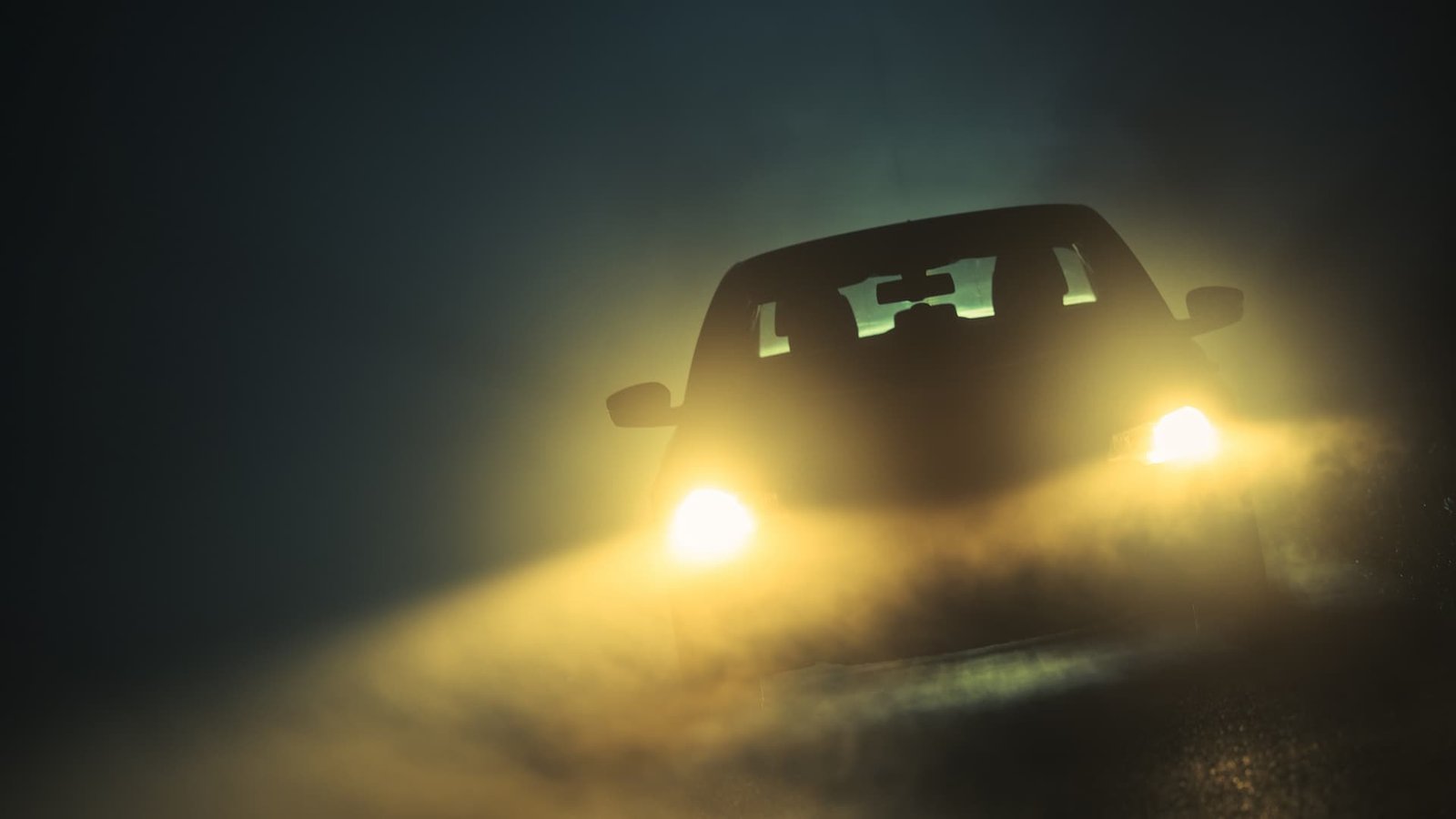 Car Headlights Dimming Causes: Top Reasons and Quick Fixes