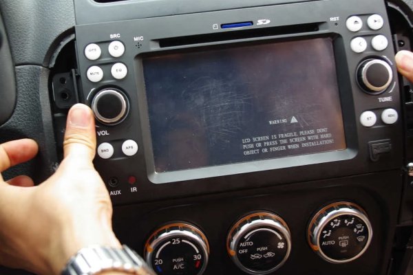 Car Radio Keeps Resetting: Top Reasons and Quick Fixes