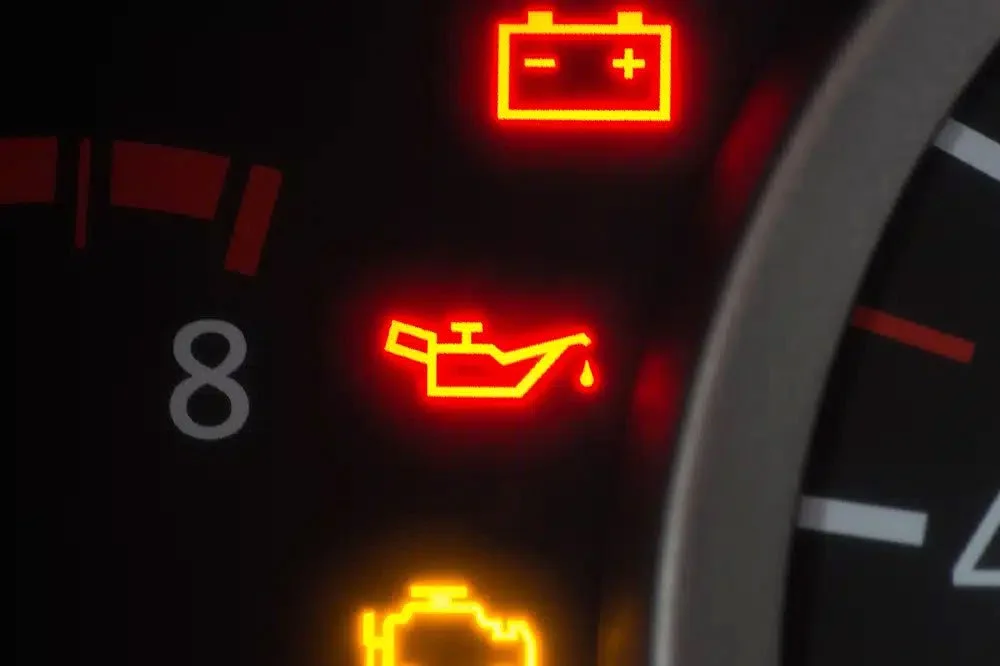 Check Engine Light Low Oil Pressure: Causes and Quick Fixes